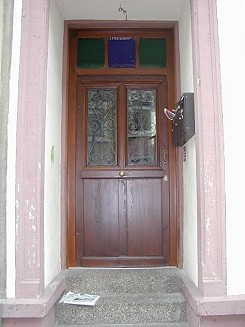 Der Zustand mit neuer, alter T�r