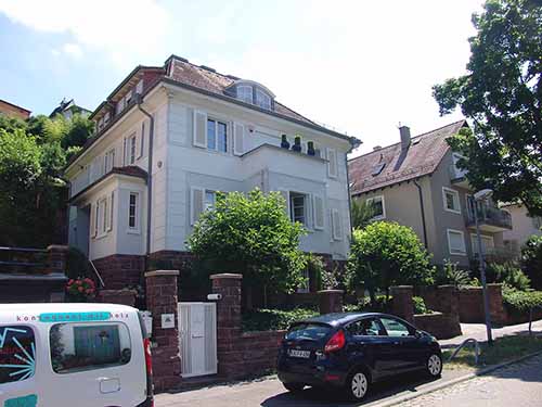 Restaurierung und Nachbau von Fensterlden