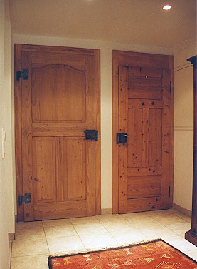 Zwei beispielhafte restaurierte Zimmert�ren