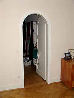 Nachbau von Zimmert�ren nach historischen Vorbildern